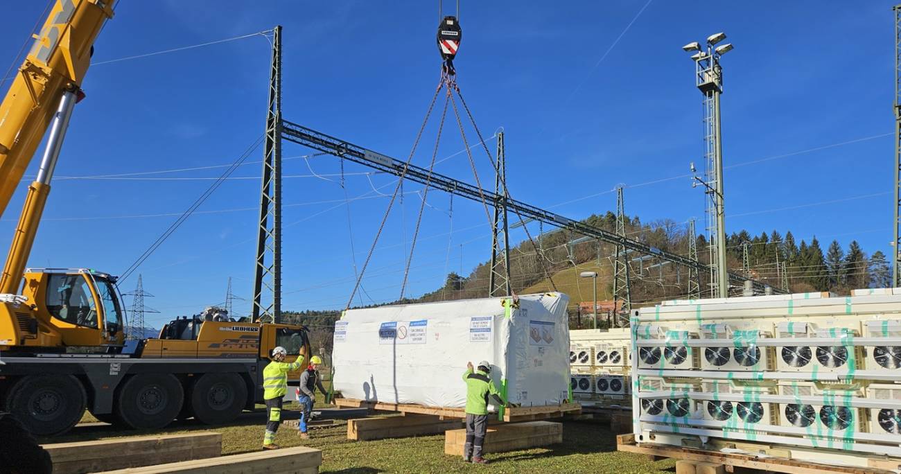 Dobava in montaža sistema za nadzor moči (SSSC) v RTP Podlog na DV 220 kV Podlog – Obersielach