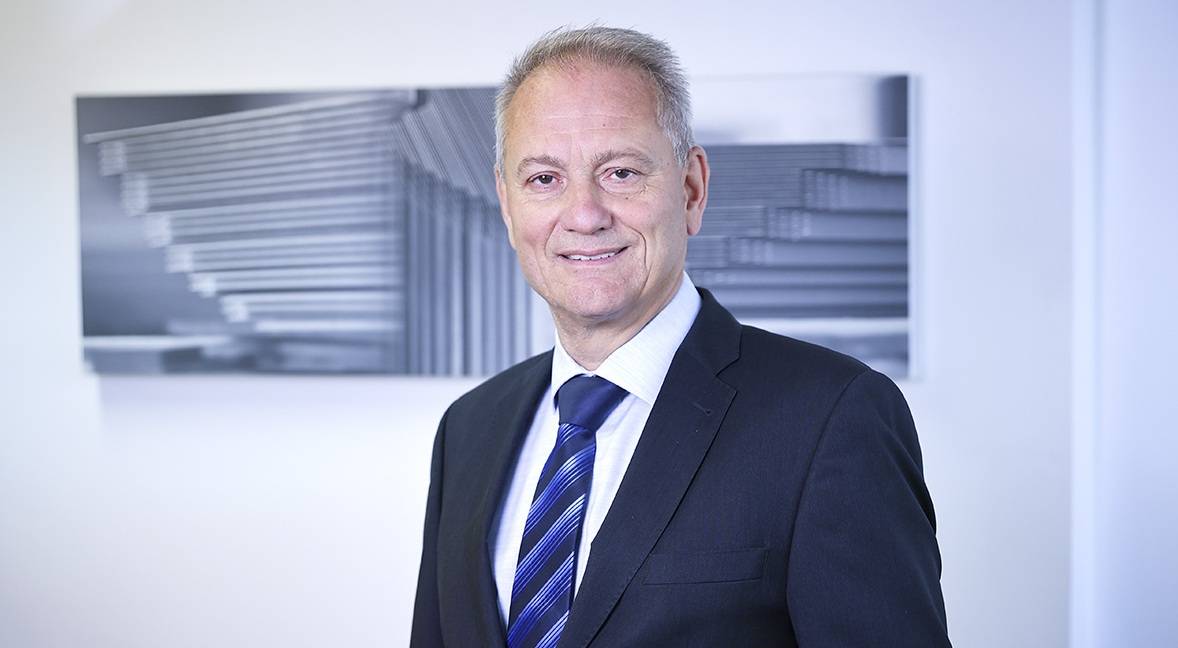 Dr Tomaž Kmecl named Manager of the Year 2026