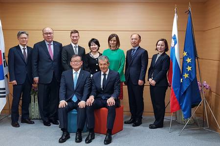 Opening of the Slovenian Consulate in South Korea and appointment of a new Honorary Consul for Slovenia