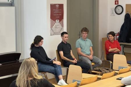 Maj Kristan mladim približal svojo pot v svet fizike in inženirstva
